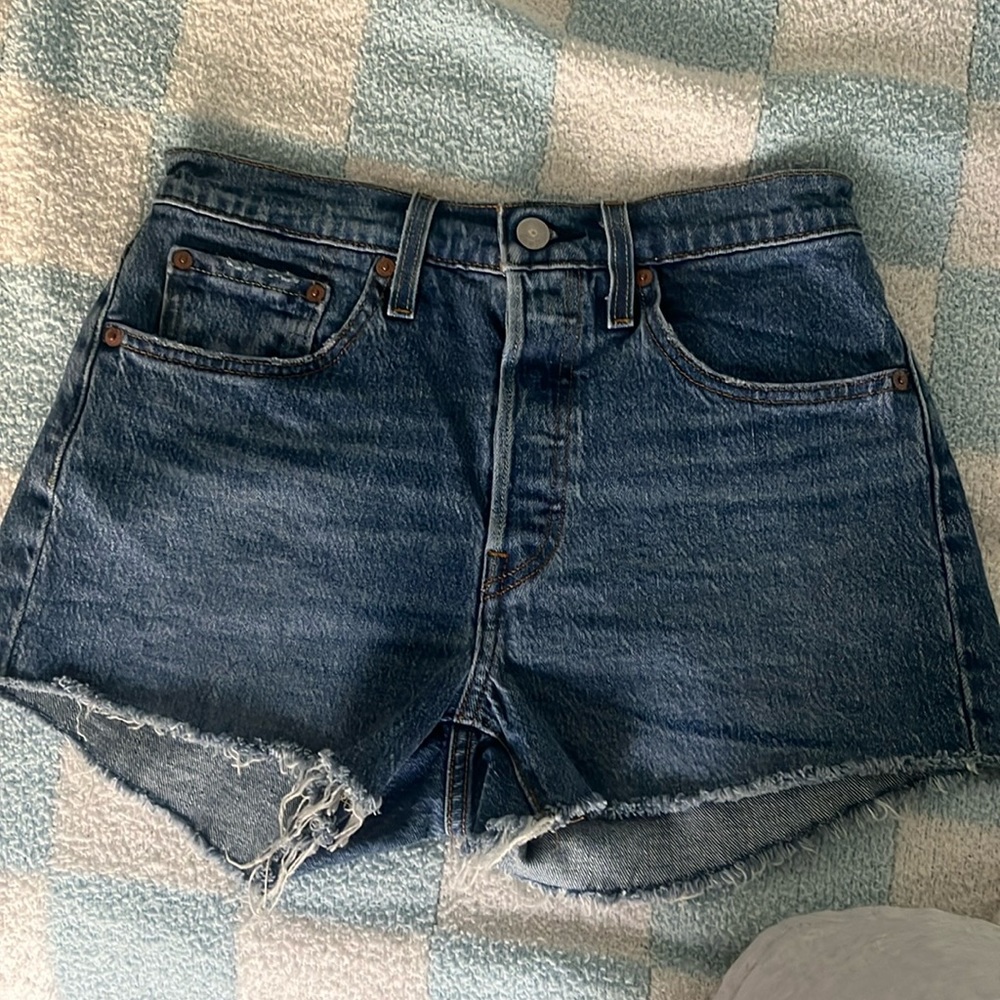 levi shorts 501s